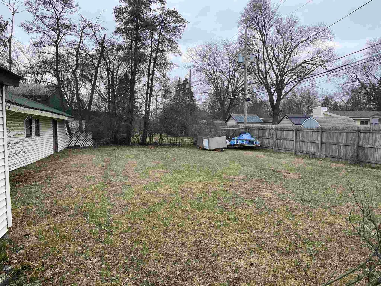 2916 Engle Rd, Fort Wayne, IN 46809